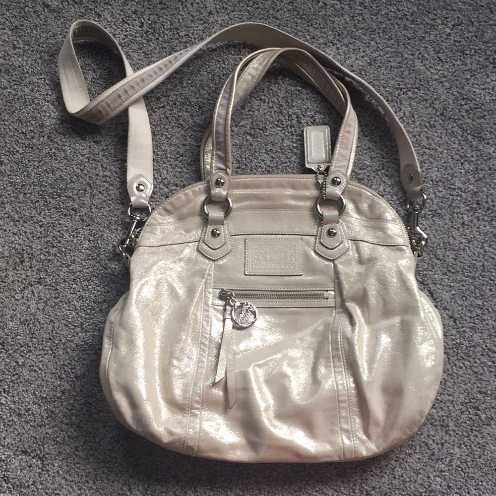 Authentic Coach Poppy crossbody purse